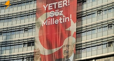 CHP'de dikkat çeken pankart: Yeter Söz Milletin!
