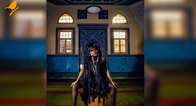 Eda Taşpınar'a 'Camide fotoğraf' soruşturması