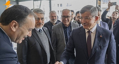 Gelecek Partisi Başkanlık Kurulu Davutoğlu liderliğinde toplandı