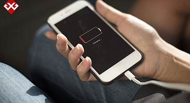 Şarjı en uzun süre giden akıllı telefon listesi belli oldu